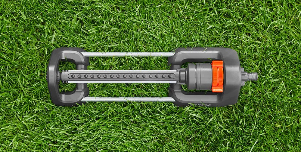 Gardena Aqua M 250 m² Oscillating Garden Sprinkler - 18702