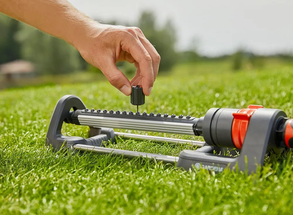 Gardena Aqua M 250 m² Oscillating Garden Sprinkler - 18702