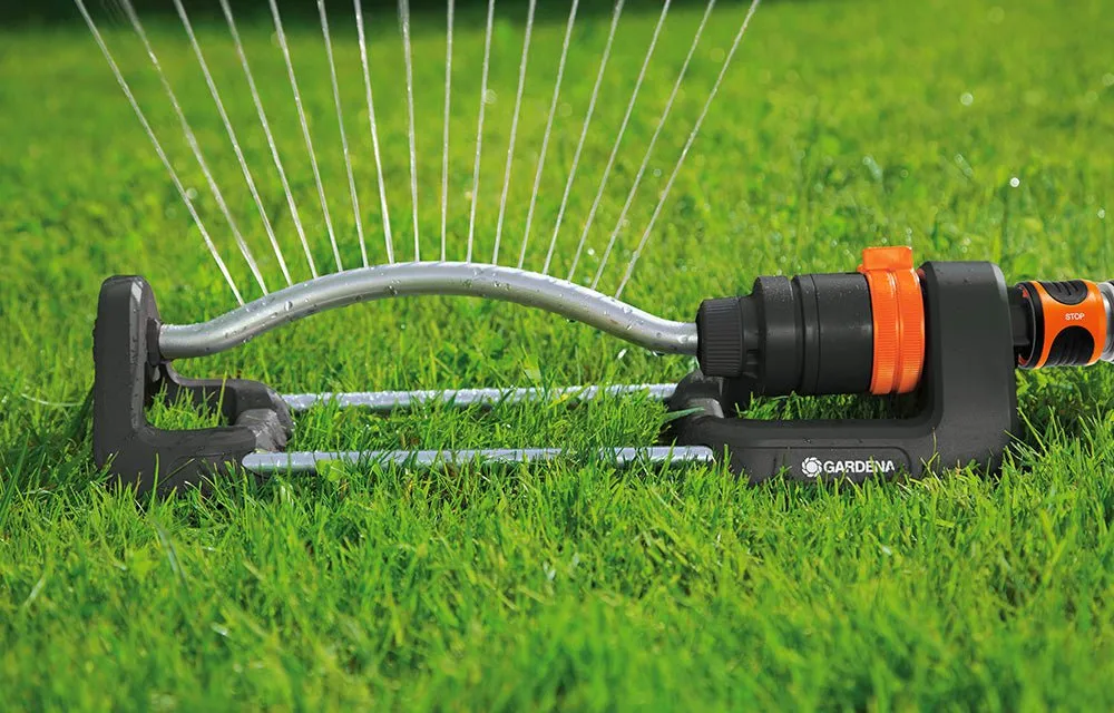 Gardena Aqua S 220 m² Oscillating Garden Sprinkler - 18700