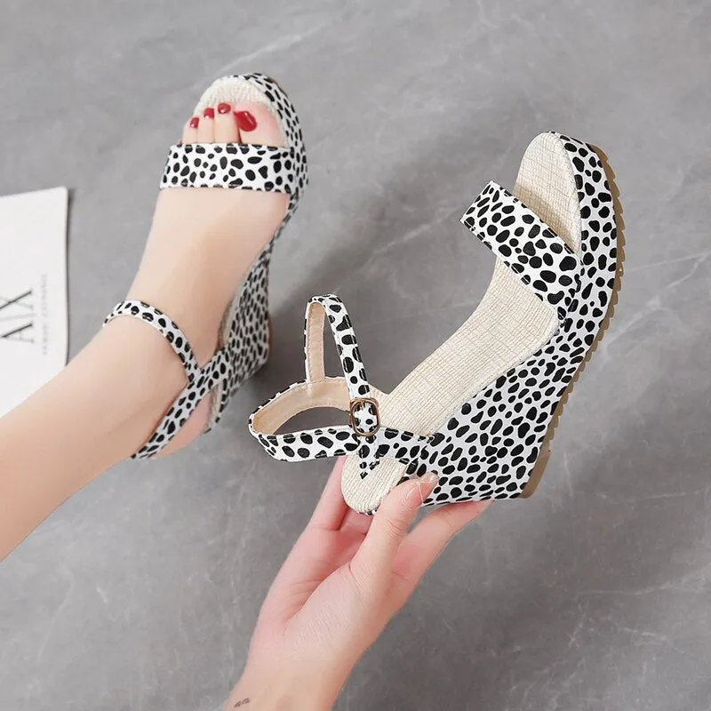 Hot Lace Leisure Women Wedges Heeled
