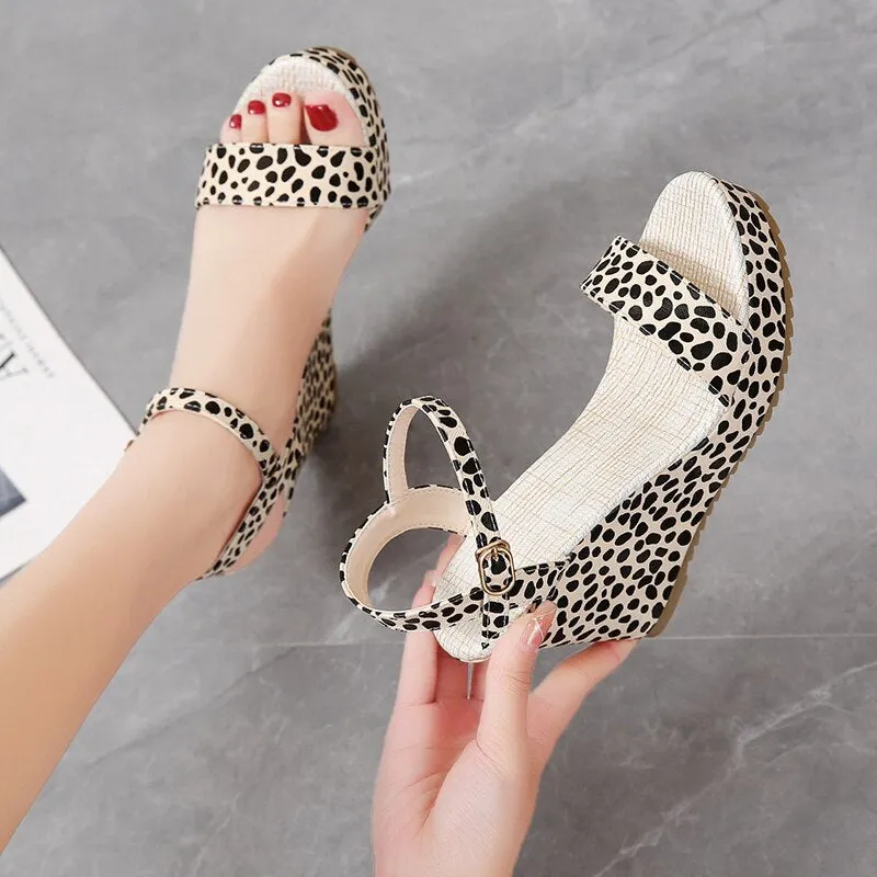 Hot Lace Leisure Women Wedges Heeled