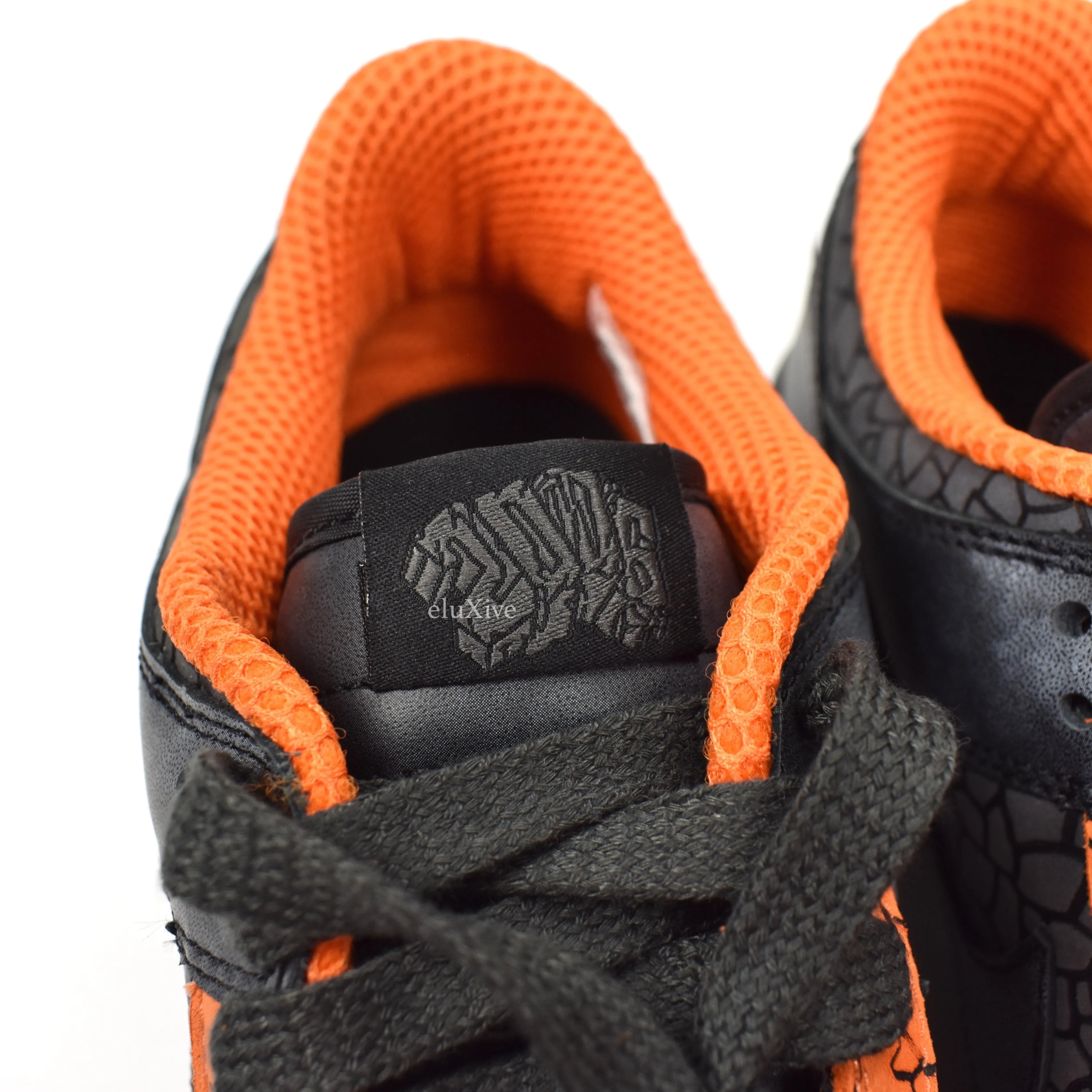 Nike - Dunk Low Priority 'Hufquake'