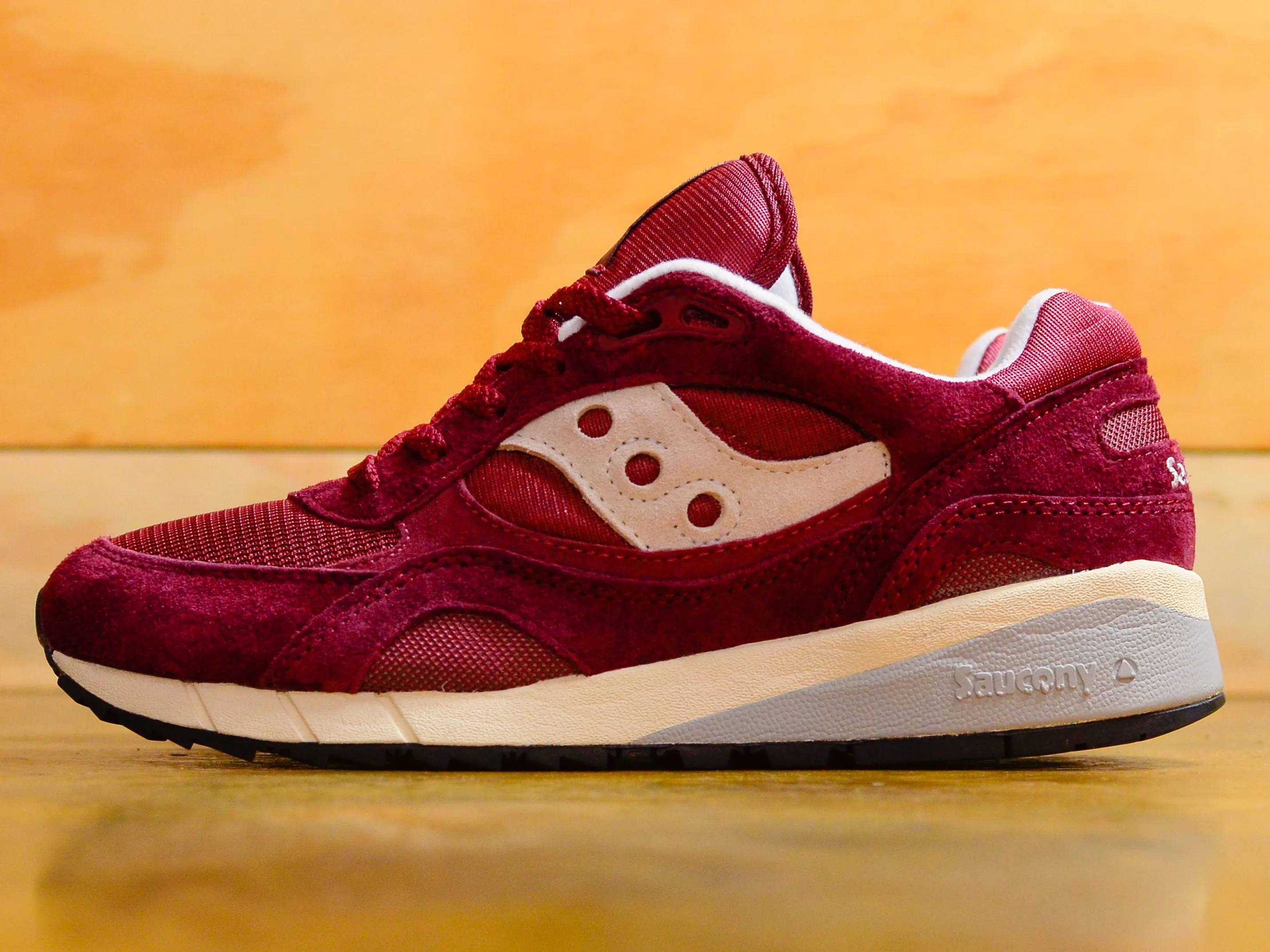 Shadow 6000 - Burgundy