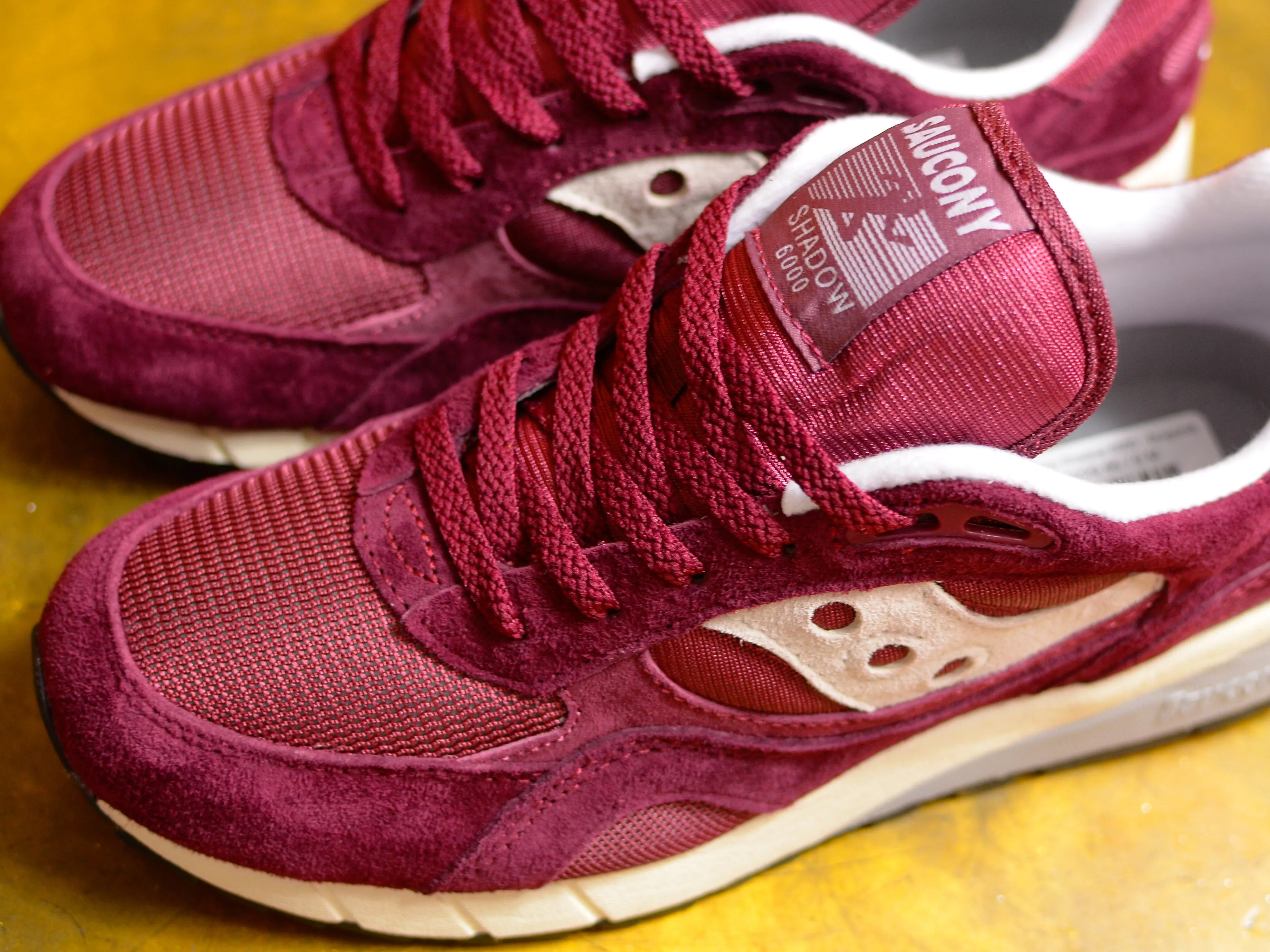 Shadow 6000 - Burgundy
