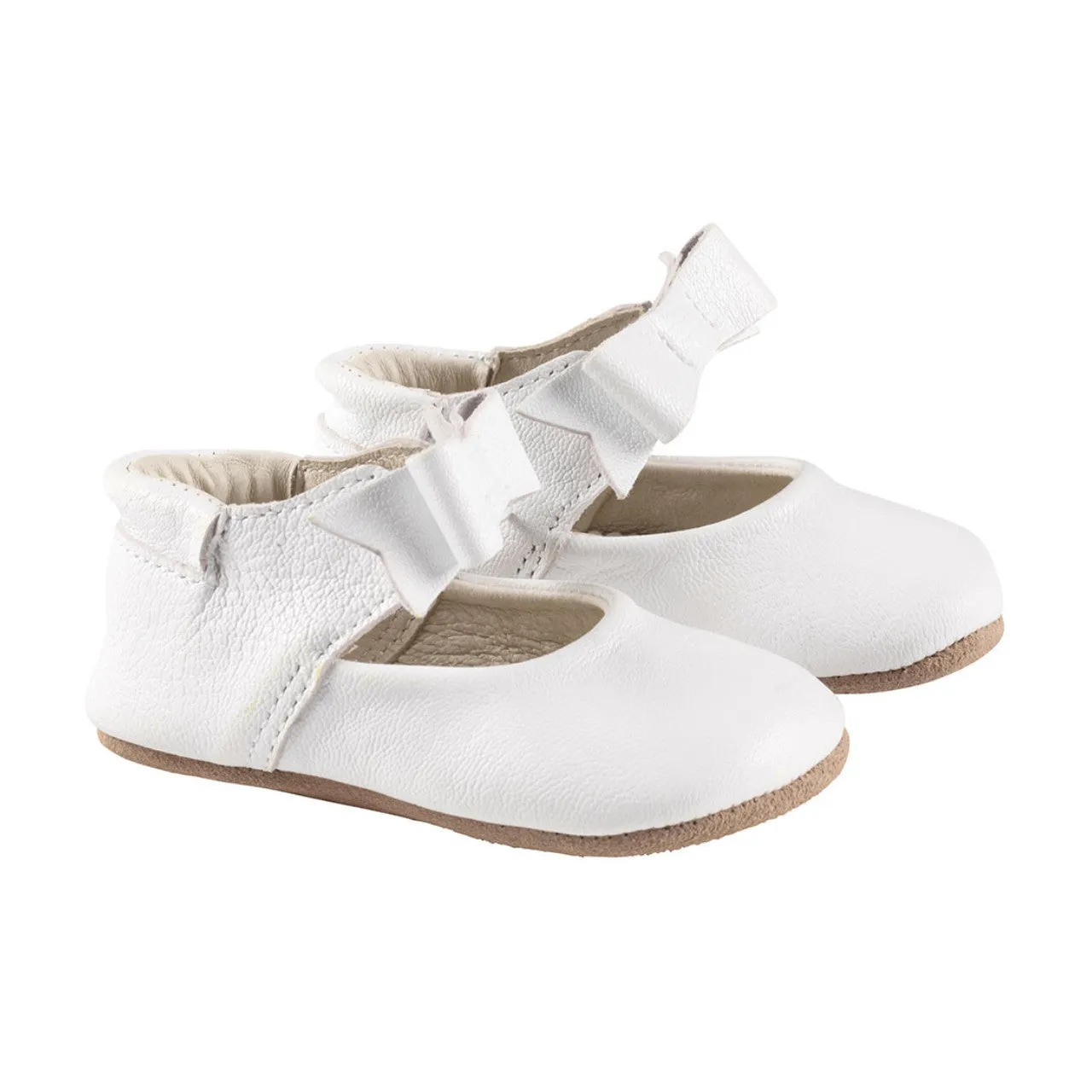 Sofia First Kicks White