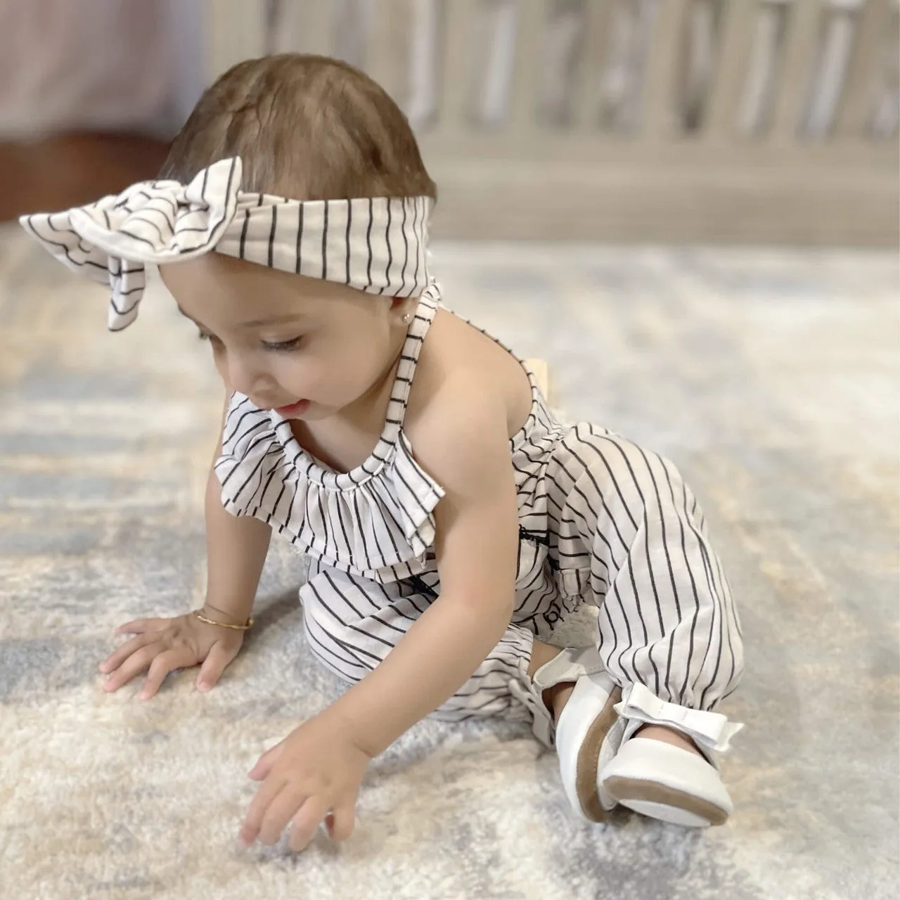 Sofia First Kicks White