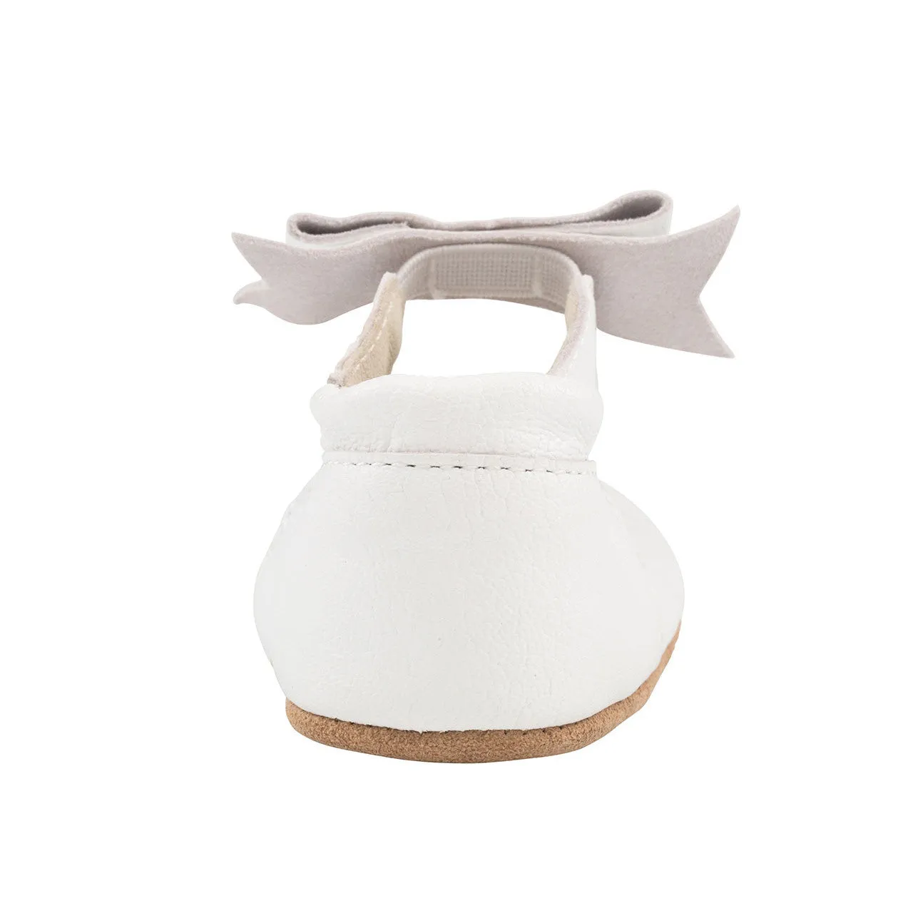 Sofia First Kicks White