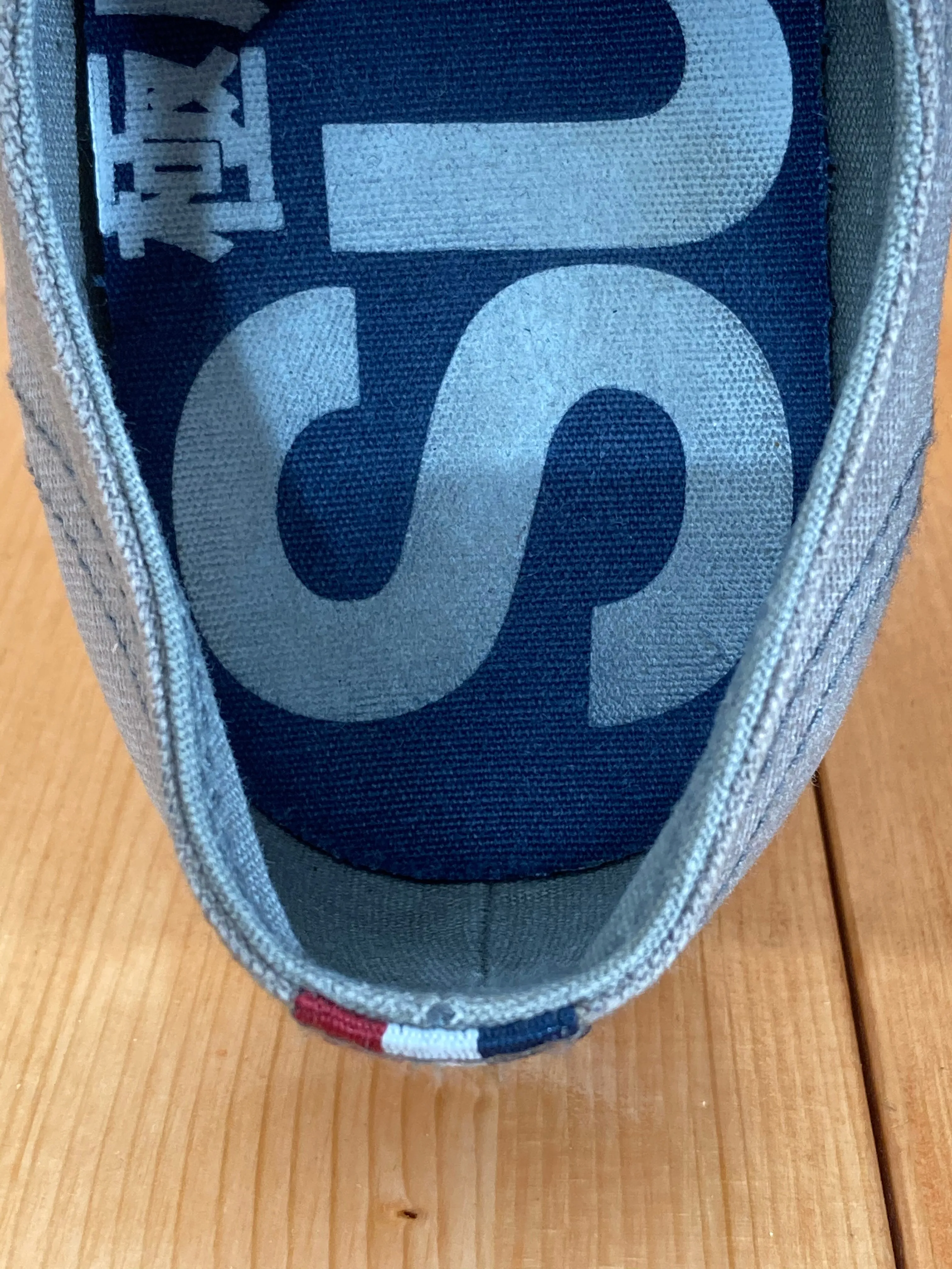 SUPERDRY PRO CLASSIC Men Size 9 Low Top Shoes Sneakers