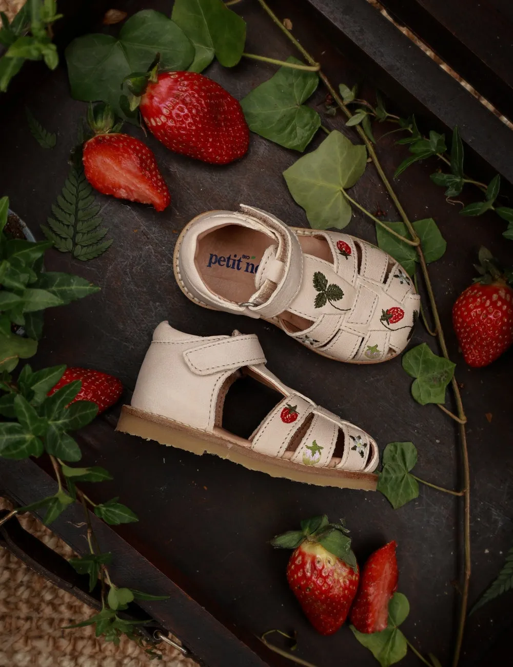 Wild Strawberries Classic sandal - Cream